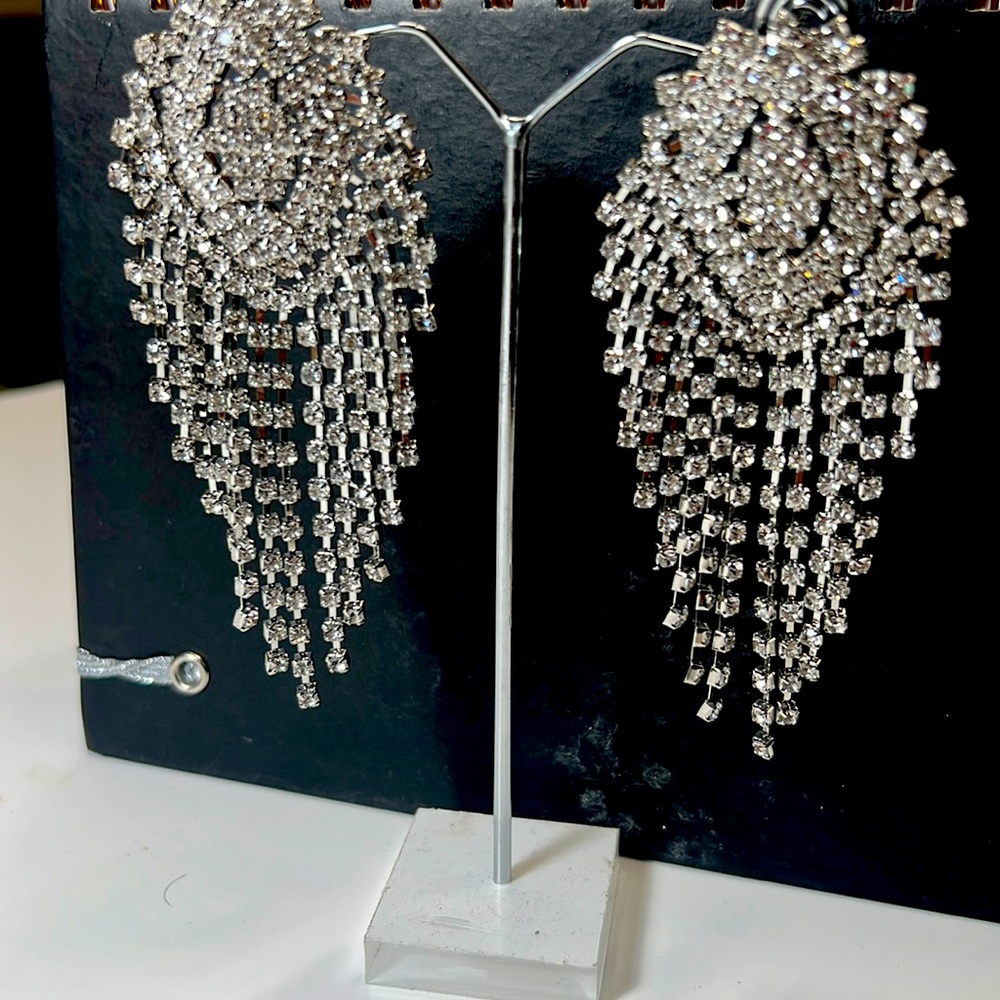 Gorgeous white Zircon earrings